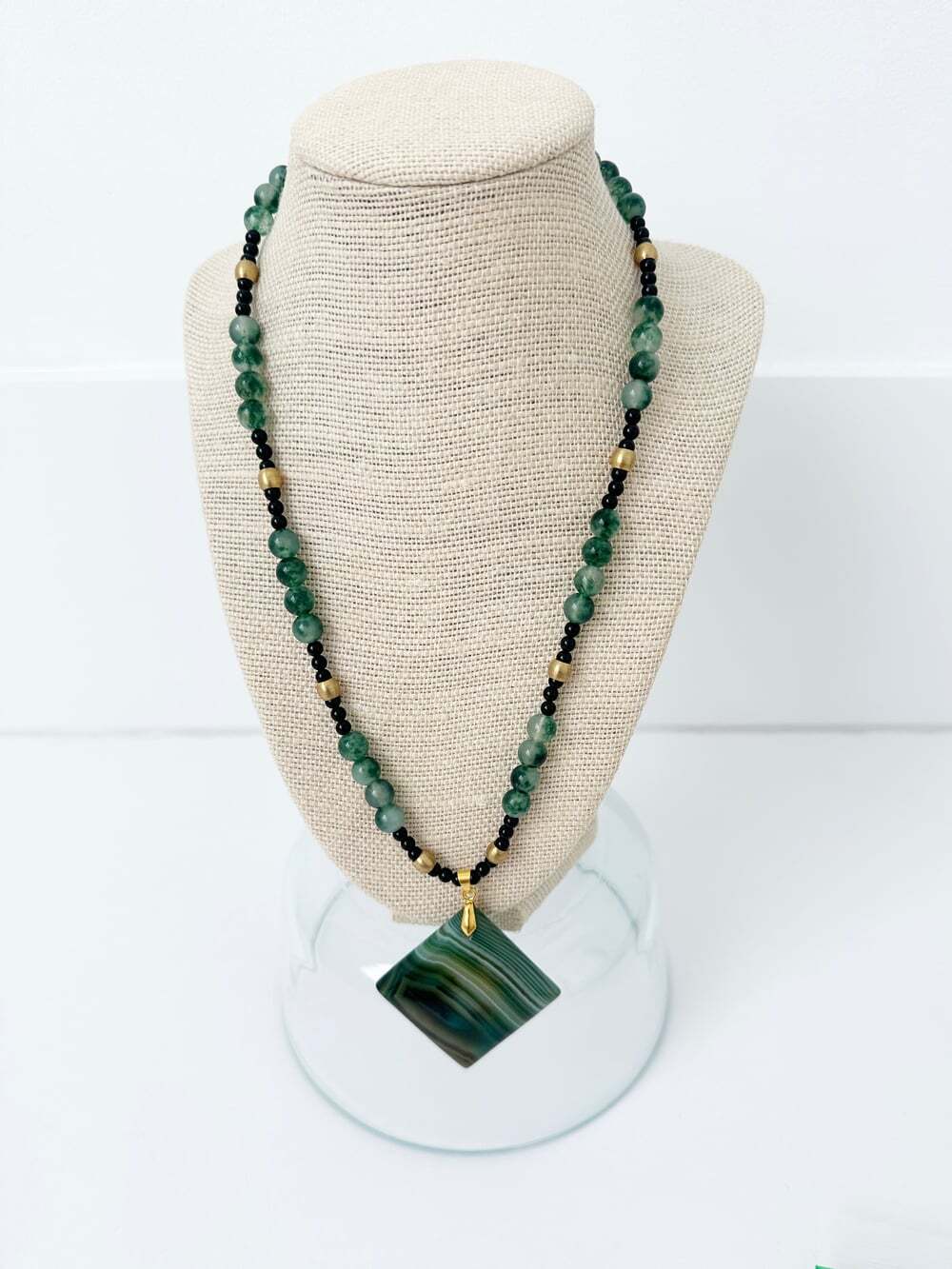 NWT Genuine Aventurine, Black Onyx & Green-Banded Agate Necklace Beaded Green